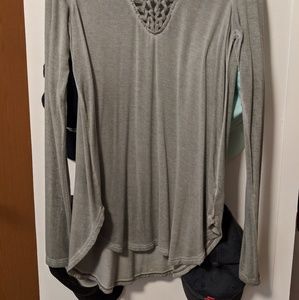 Braided AE Olive tee